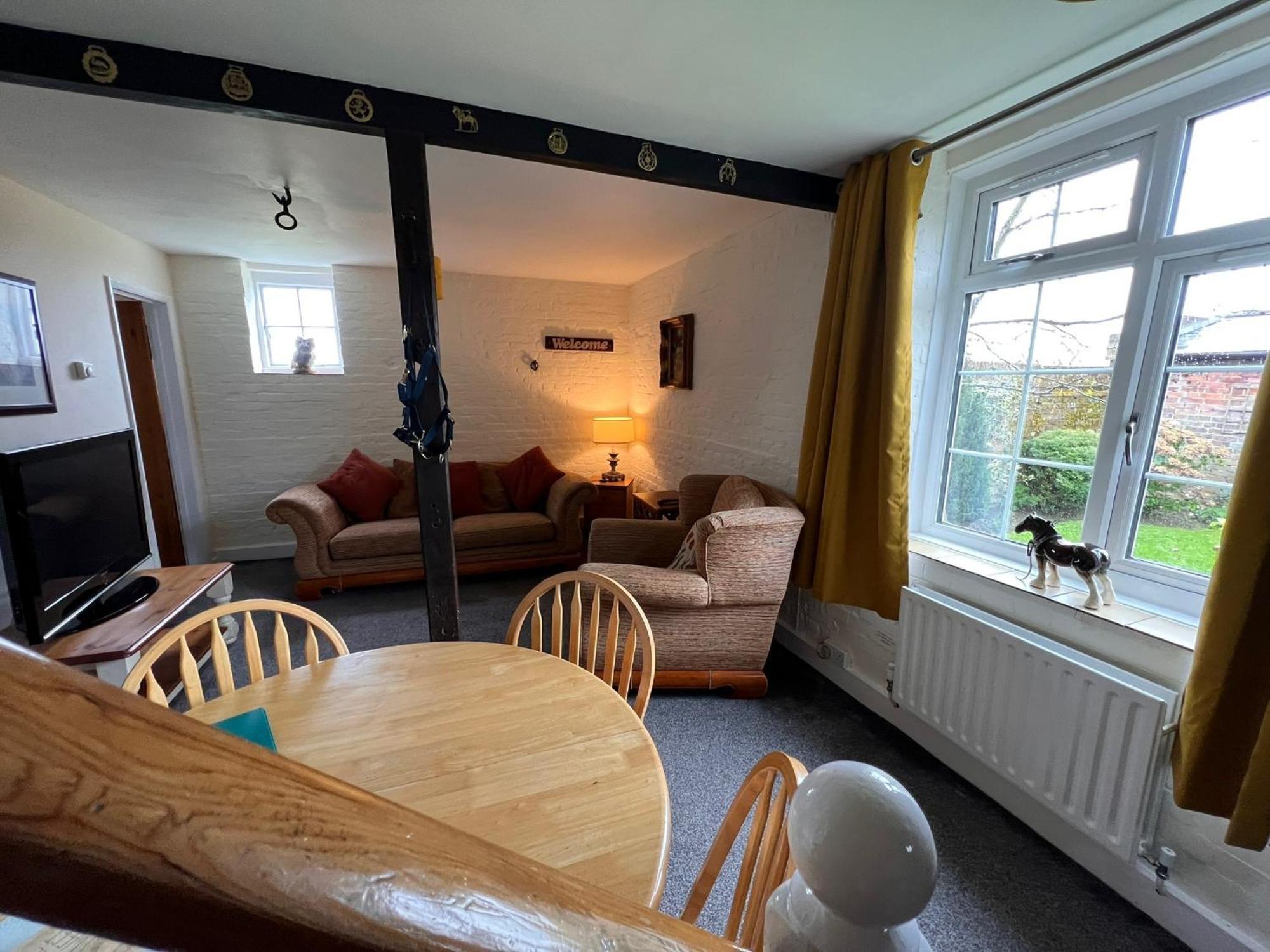 Hunston Mill Self Catering Dog Stay For Free Чичестер Экстерьер фото